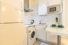 Apartamento en Madrid - M (AMA2721) Acogedor piso de 1 dormitorio a poco m