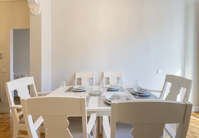 Apartamento en Madrid - M (TOL254)Acogedor piso con balcones en el centro  Apartamento en Madrid - M (TOL254)Acogedor piso con balcones en el centro