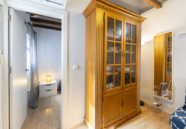 Apartamento en Madrid - M (AMP964)Piso de 2 dormitorios a pasos del Museo  Apartamento en Madrid - M (AMP964)Piso de 2 dormitorios a pasos del Museo