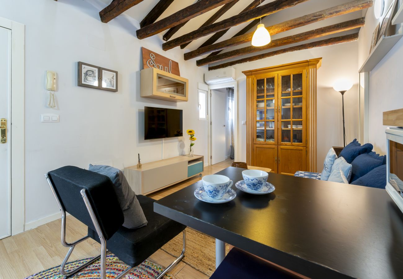 Apartamento en Madrid - M (AMP964)Piso de 2 dormitorios a pasos del Museo  Apartamento en Madrid - M (AMP964)Piso de 2 dormitorios a pasos del Museo