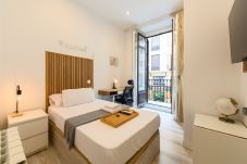 Alquiler por habitaciones en Madrid - M (SBE102) Ámsterdam: habitación con comodidad y z