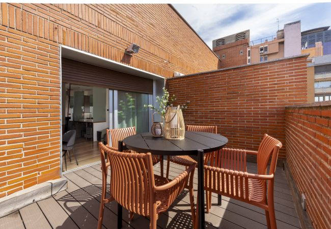 Apartamento en Madrid - M (BAS159)Dúplex de 3 Dormitorios – Amplio, Lumino Apartamento en Madrid - M (BAS159)Dúplex de 3 Dormitorios – Amplio, Lumino
