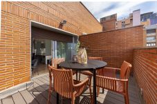 Apartamento en Madrid - M (BAS15)Dúplex de 3 Dormitorios – Amplio, Luminos