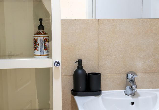 Apartamento en Madrid - M (ORE461)Piso de 1 dormitorio y balcón -Alquiler Apartamento en Madrid - M (ORE461)Piso de 1 dormitorio y balcón -Alquiler