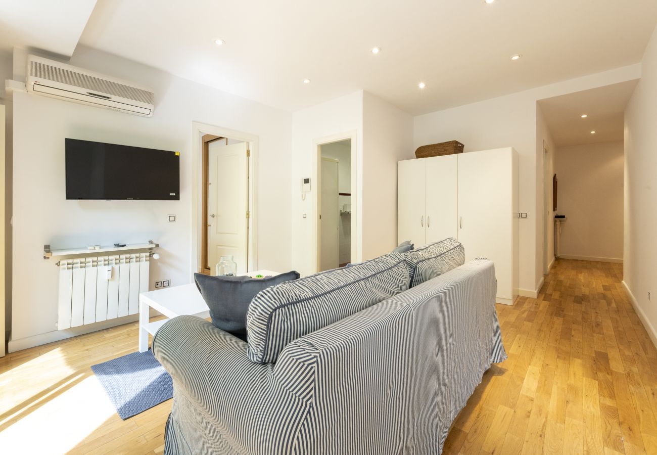 Apartamento en Madrid - M (ORE461)Piso de 1 dormitorio y balcón -Alquiler Apartamento en Madrid - M (ORE461)Piso de 1 dormitorio y balcón -Alquiler