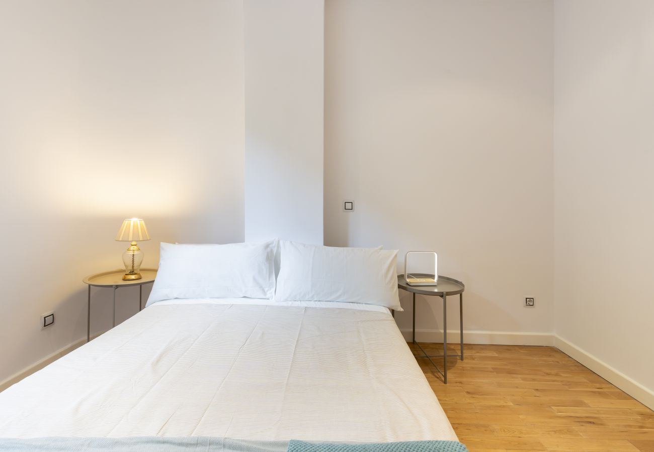 Apartamento en Madrid - M (ORE461)Piso de 1 dormitorio y balcón -Alquiler Apartamento en Madrid - M (ORE461)Piso de 1 dormitorio y balcón -Alquiler