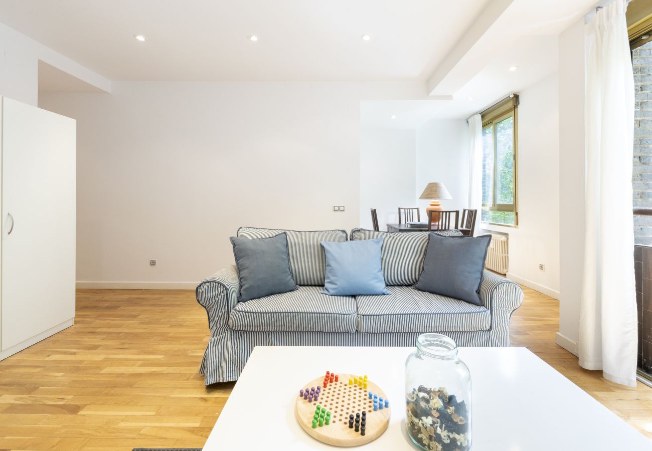 Apartamento en Madrid - M (ORE461)Piso de 1 dormitorio y balcón -Alquiler Apartamento en Madrid - M (ORE461)Piso de 1 dormitorio y balcón -Alquiler