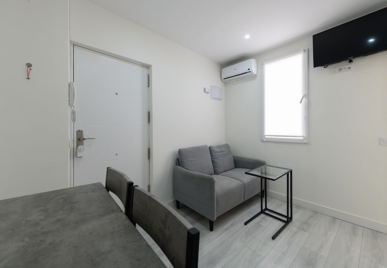 Apartamento en Madrid - M (MDL92)Alquiler Mensual en Madrid – Piso moderno Apartamento en Madrid - M (MDL92)Alquiler Mensual en Madrid – Piso moderno