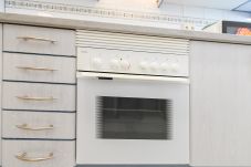 Apartamento en Madrid - M (ARR126D)Piso de dos dormitorios-Terraza y balcó