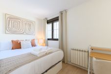 Apartamento en Madrid - M (ARR126D)Piso de dos dormitorios-Terraza y balcó