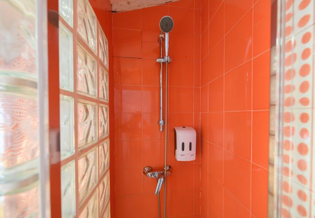 Apartamento en Madrid - M (SVF154) Piso tipo loft de 1 dormitorio en el ce Apartamento en Madrid - M (SVF154) Piso tipo loft de 1 dormitorio en el ce