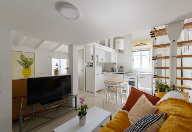 Apartamento en Madrid - M (SVF154) Piso tipo loft de 1 dormitorio en el ce Apartamento en Madrid - M (SVF154) Piso tipo loft de 1 dormitorio en el ce