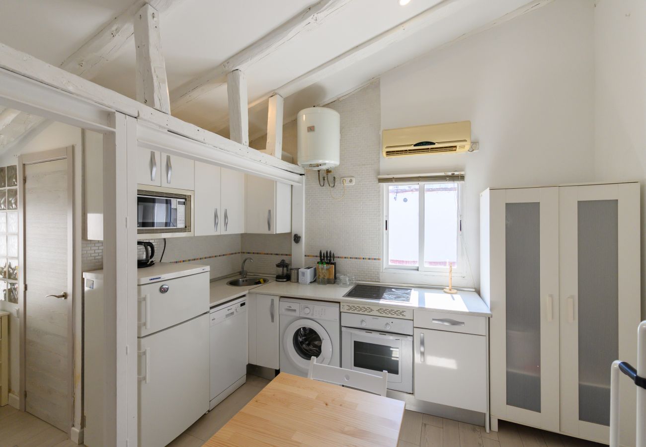 Apartamento en Madrid - M (SVF154) Piso tipo loft de 1 dormitorio en el ce Apartamento en Madrid - M (SVF154) Piso tipo loft de 1 dormitorio en el ce