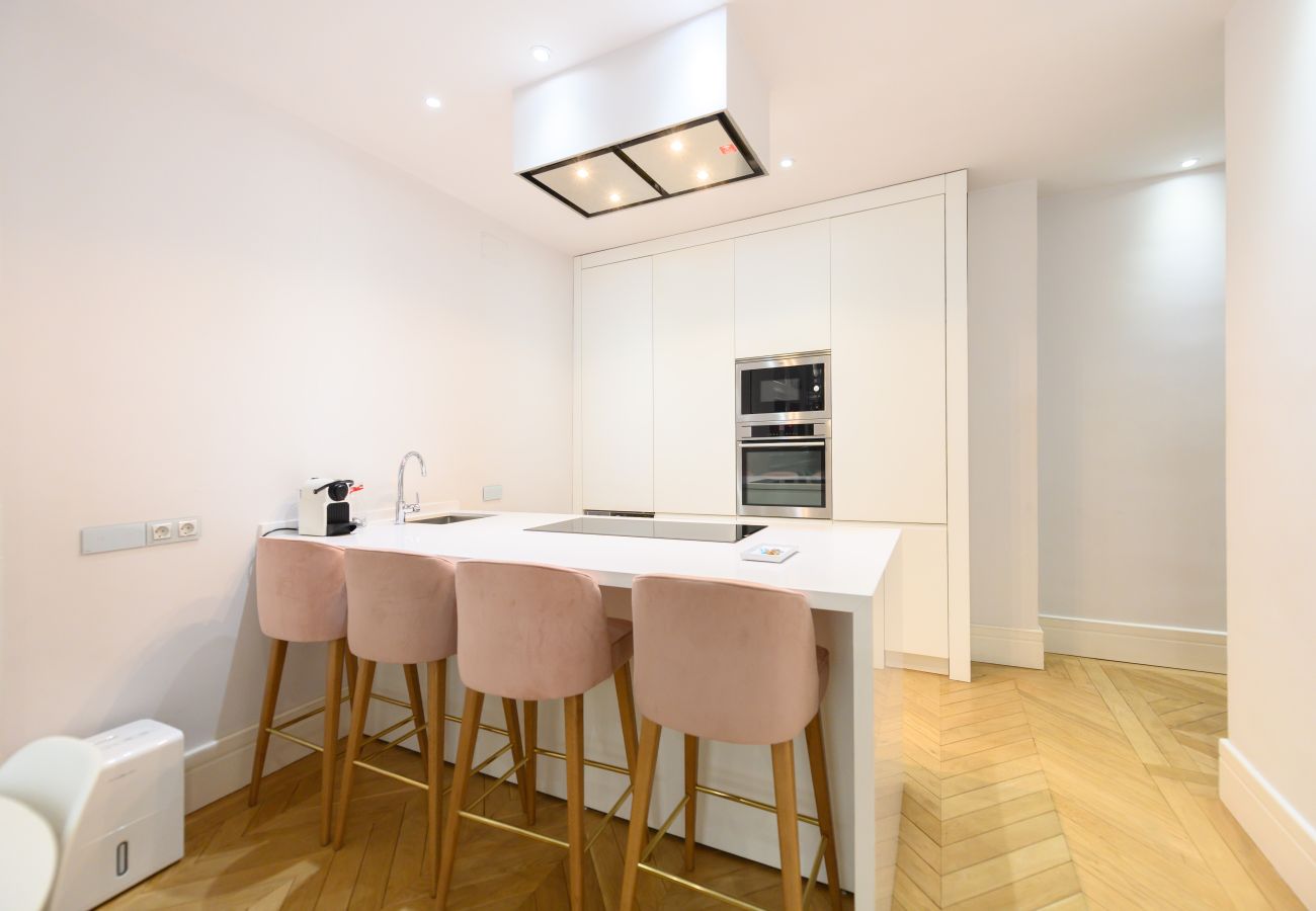 Apartamento en Madrid - M (REI251)Apartamento de Lujo en el Corazón de Mad Apartamento en Madrid - M (REI251)Apartamento de Lujo en el Corazón de Mad