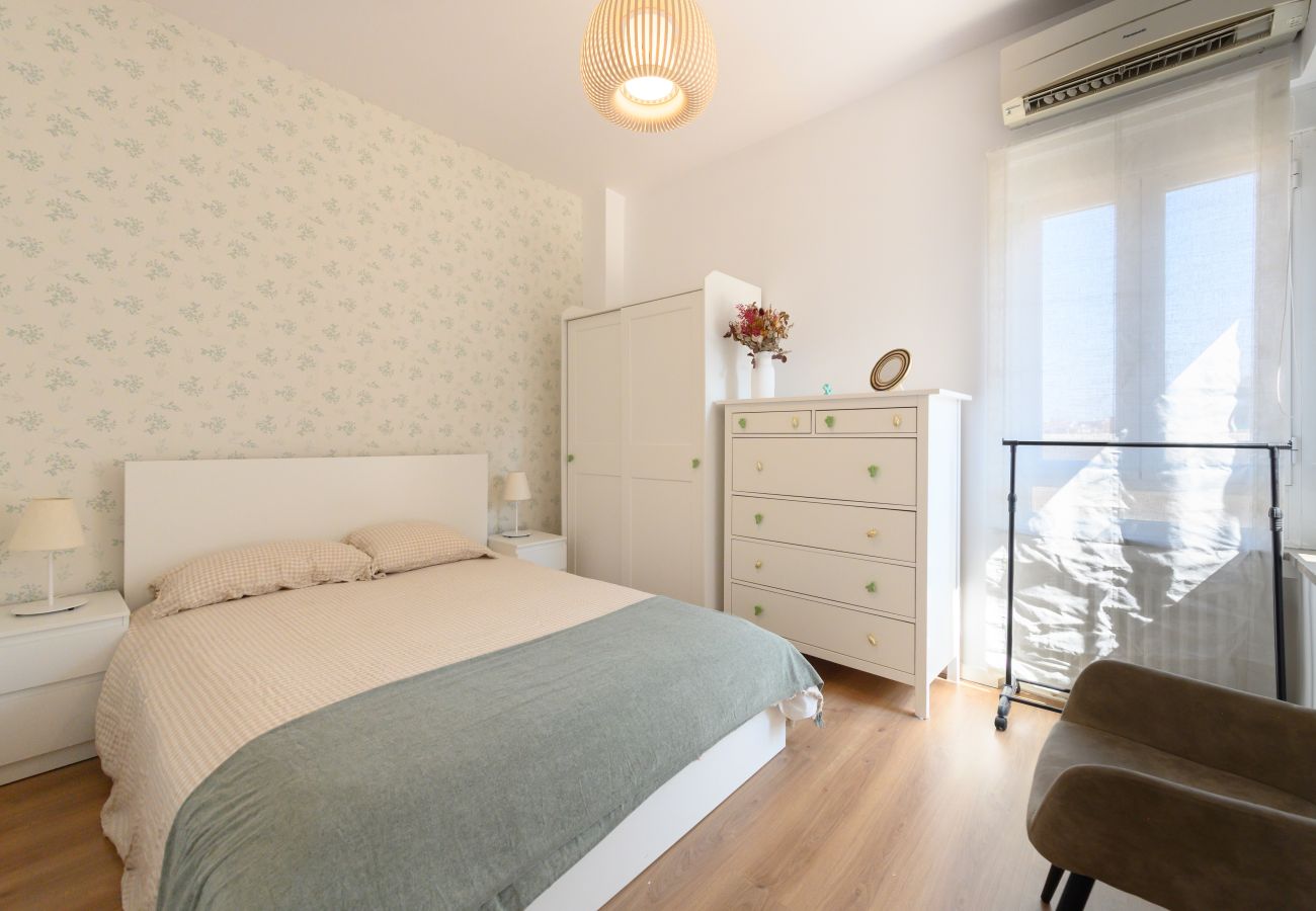 Apartamento en Madrid - M (ORE837)  Piso en Madrid_ 2 dormitorios y terraz Apartamento en Madrid - M (ORE837)  Piso en Madrid_ 2 dormitorios y terraz