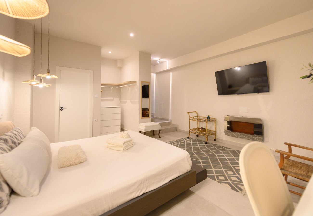 Apartamento en Madrid - M (PVB40)Apartamento con Estilo Único y Barra-Bar