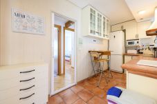 Apartamento en Madrid - M (GAV35)Piso Familiar con Terraza y Piscina en Ur