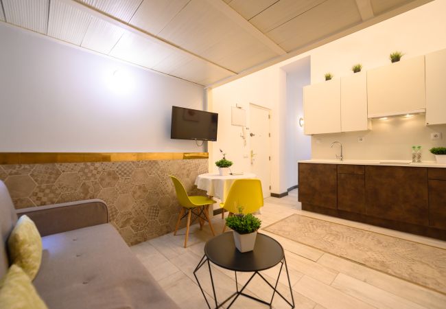 Apartamento en Madrid - M (LDV330)Loft de 2 dormitorios en el centro de Ma Apartamento en Madrid - M (LDV330)Loft de 2 dormitorios en el centro de Ma