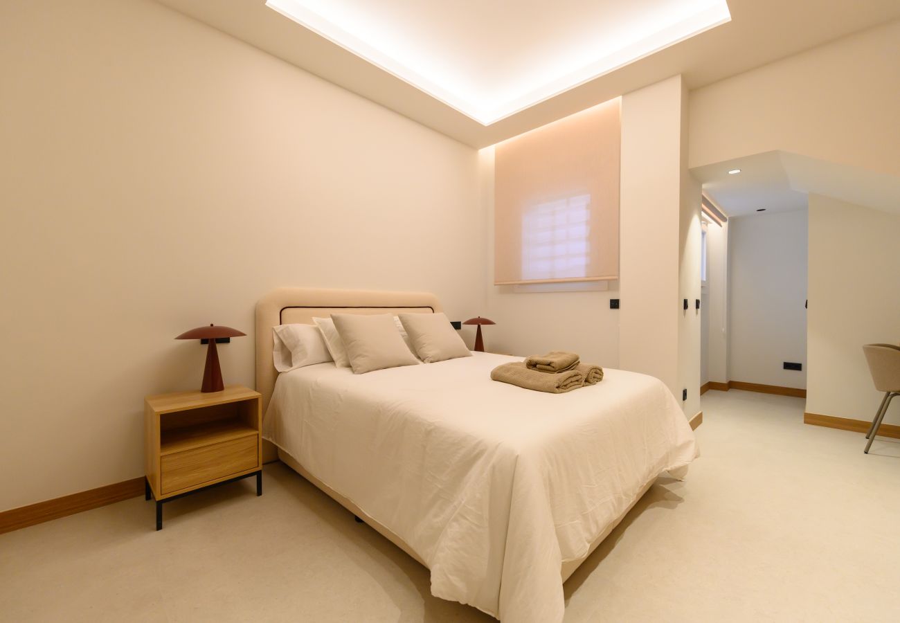 Apartamento en Madrid - M (SCR7B2) Amplio piso exterior de un dormitorio e