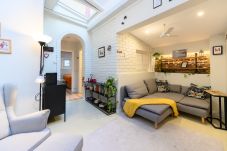 Apartamento en Madrid - M (OLM102BA) Amplio y luminoso piso 2 dormitorios