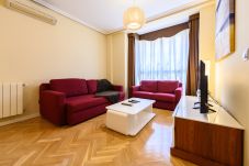 Apartamento en Madrid - M (TAM82D) Amplio piso de 2 dormitorios en Madrid