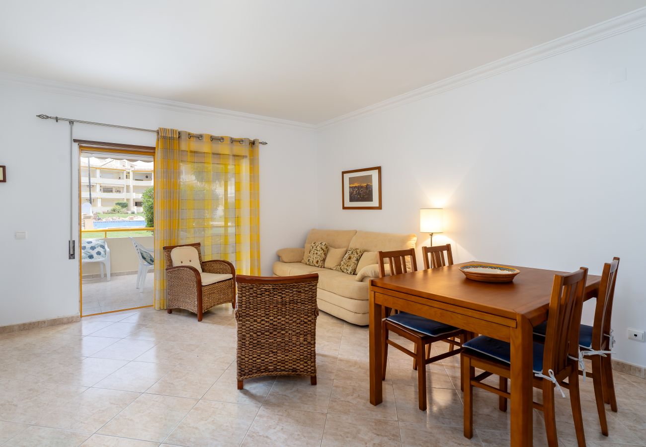 Apartamento en Quarteira - Vilamoura Terrace & Pool Apartment (S55)