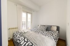 Apartamento en Madrid - M (PRA100C) Piso 2 dormitorios y 2 baños en el cen