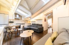 Apartamento en Madrid - M (FER3452) Ático de 1 dormitorio en Moncloa