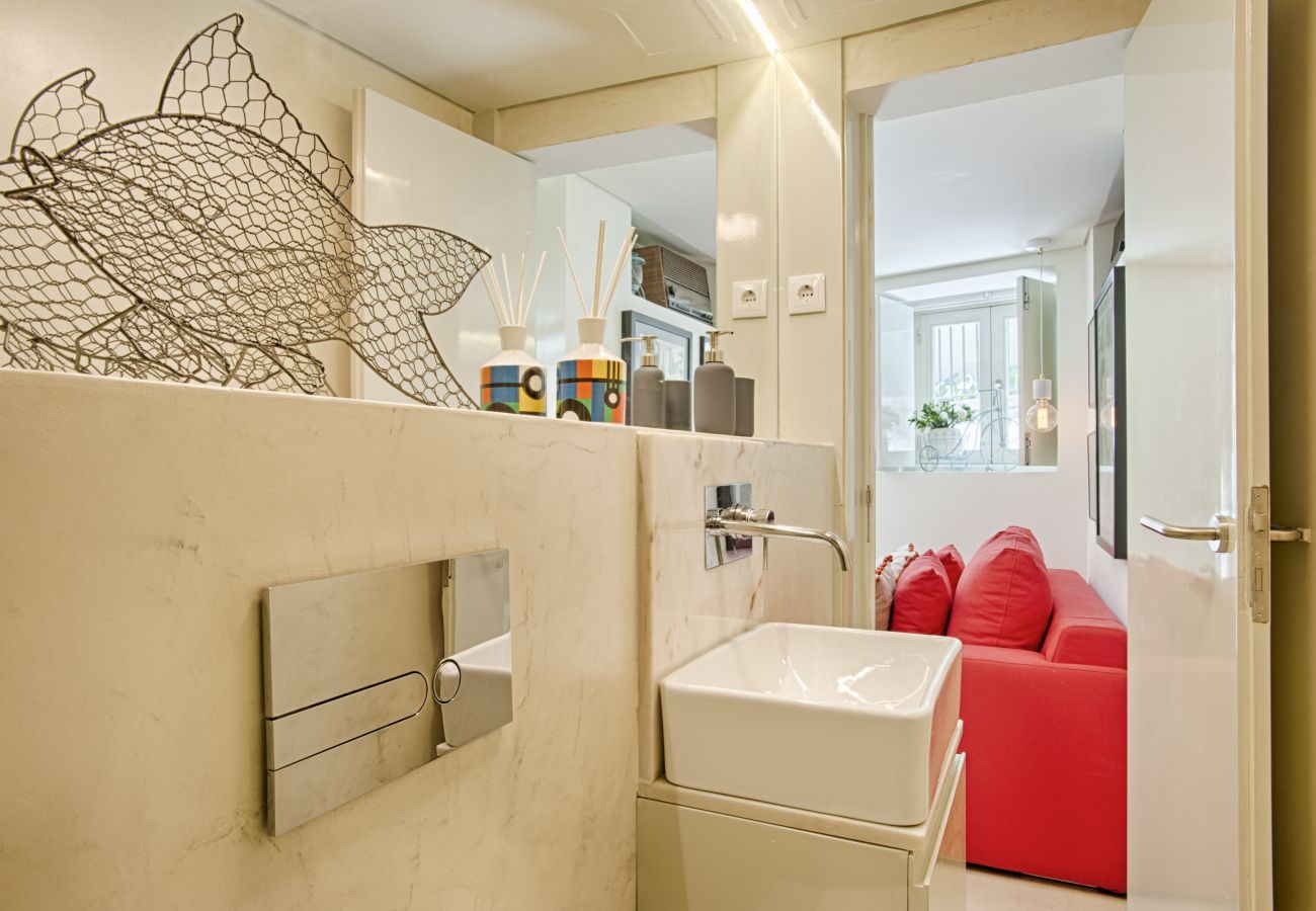 Studio à Lisbonne - Alfama Boutique Apartment (C44) Studio à Lisbonne - Alfama Boutique Apartment (C44)