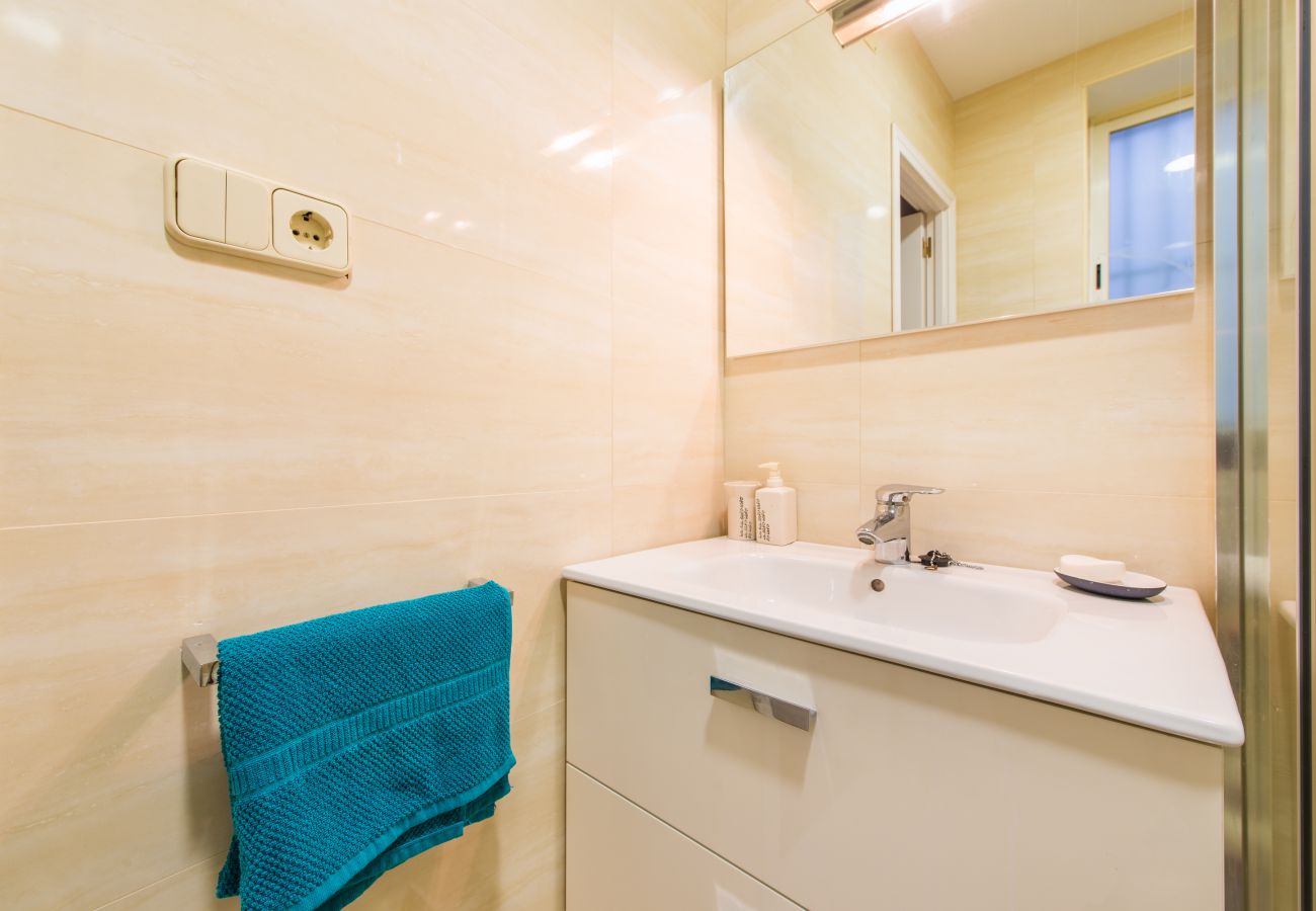 Appartement à Madrid - M (MPA141) Apartamento Nuevos Ministerios Appartement à Madrid - M (MPA141) Apartamento Nuevos Ministerios