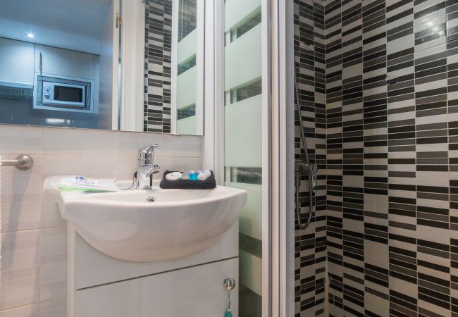 Appartement à Madrid - M (JJU155) Apartamento O'Donnell Gregorio Mar Appartement à Madrid - M (JJU155) Apartamento O'Donnell Gregorio Mar