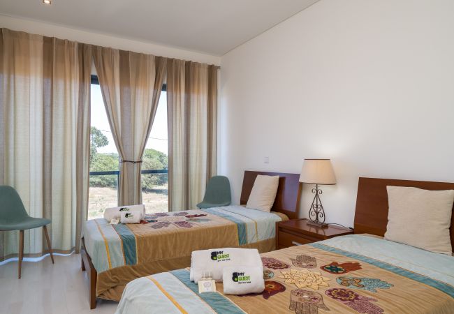 Appartement à Loulé - Cavalo Preto Beach Apartment (S33) Appartement à Loulé - Cavalo Preto Beach Apartment (S33)