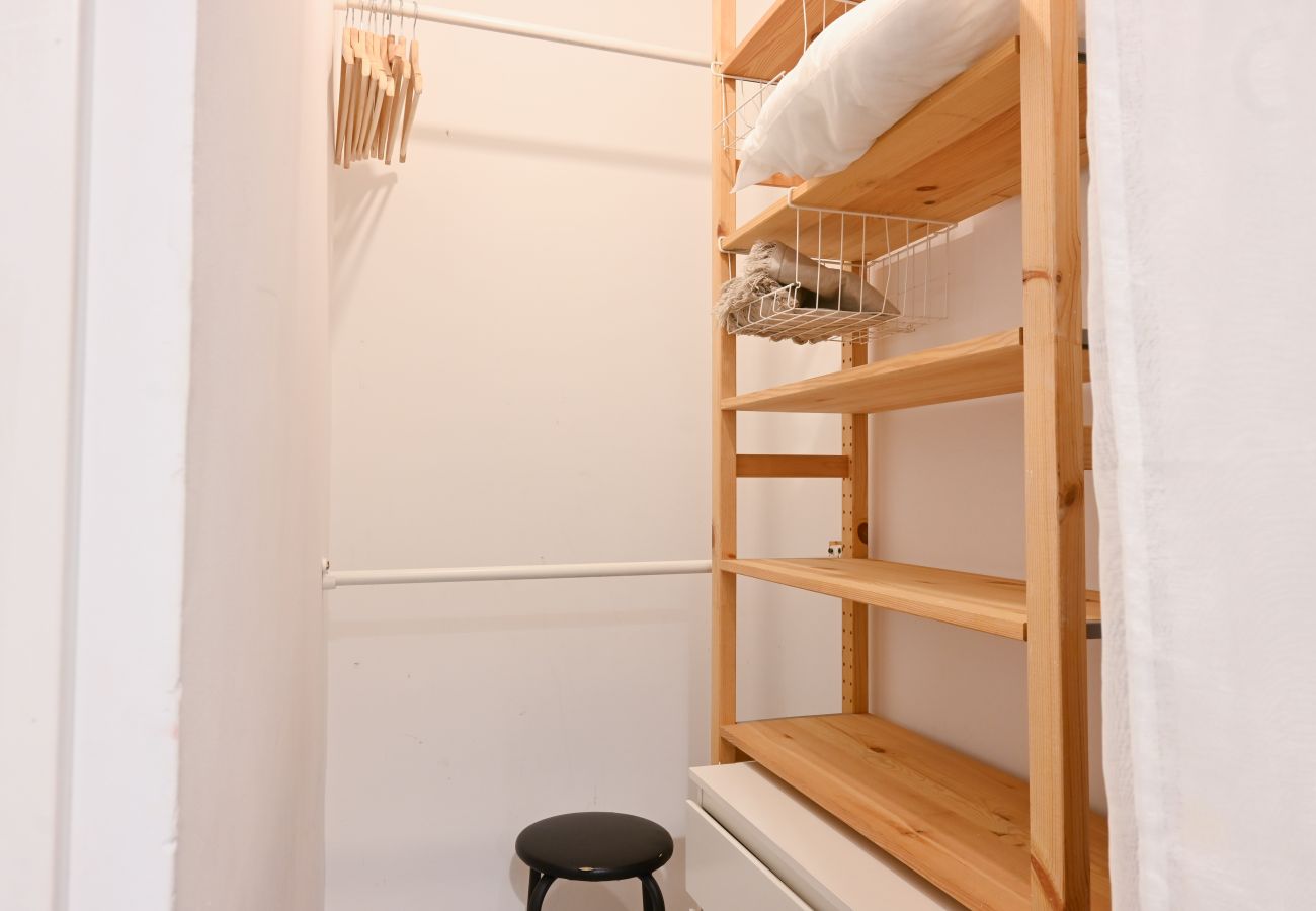 Appartement à Madrid - M (MEN300) Moderno y elegante ap. Barrio Ibiza Appartement à Madrid - M (MEN300) Moderno y elegante ap. Barrio Ibiza