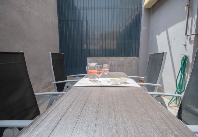 Appartement à Madrid - M (MJU14B0) Bonito Apartamento cerca Santiago Bern Appartement à Madrid - M (MJU14B0) Bonito Apartamento cerca Santiago Bern