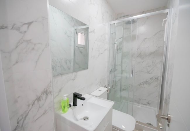 Studio à Madrid - M (MLU4B2) TETUAN "EL RETIRO" Studio à Madrid - M (MLU4B2) TETUAN "EL RETIRO"