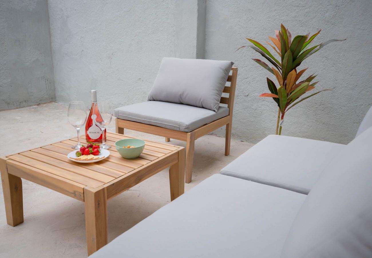 Studio à Madrid - M (MLU4B2) TETUAN "EL RETIRO" Studio à Madrid - M (MLU4B2) TETUAN "EL RETIRO"