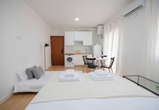 Studio à Madrid - M (MLU411)  TETUAN "MADRID RÍO" Studio à Madrid - M (MLU411)  TETUAN "MADRID RÍO"