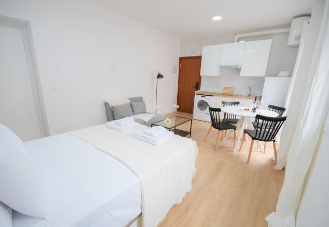 Studio à Madrid - M (MLU411)  TETUAN "MADRID RÍO" Studio à Madrid - M (MLU411)  TETUAN "MADRID RÍO"