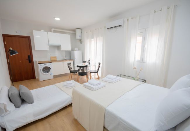 Studio à Madrid - M (MLU411)  TETUAN "MADRID RÍO" Studio à Madrid - M (MLU411)  TETUAN "MADRID RÍO"