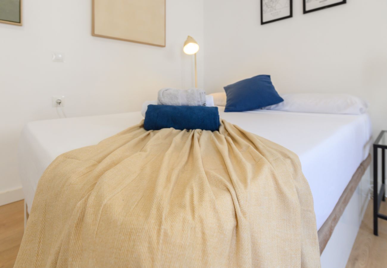 Studio à Madrid - M (MLU412) TETUAN "MALASAÑA" Studio à Madrid - M (MLU412) TETUAN "MALASAÑA"
