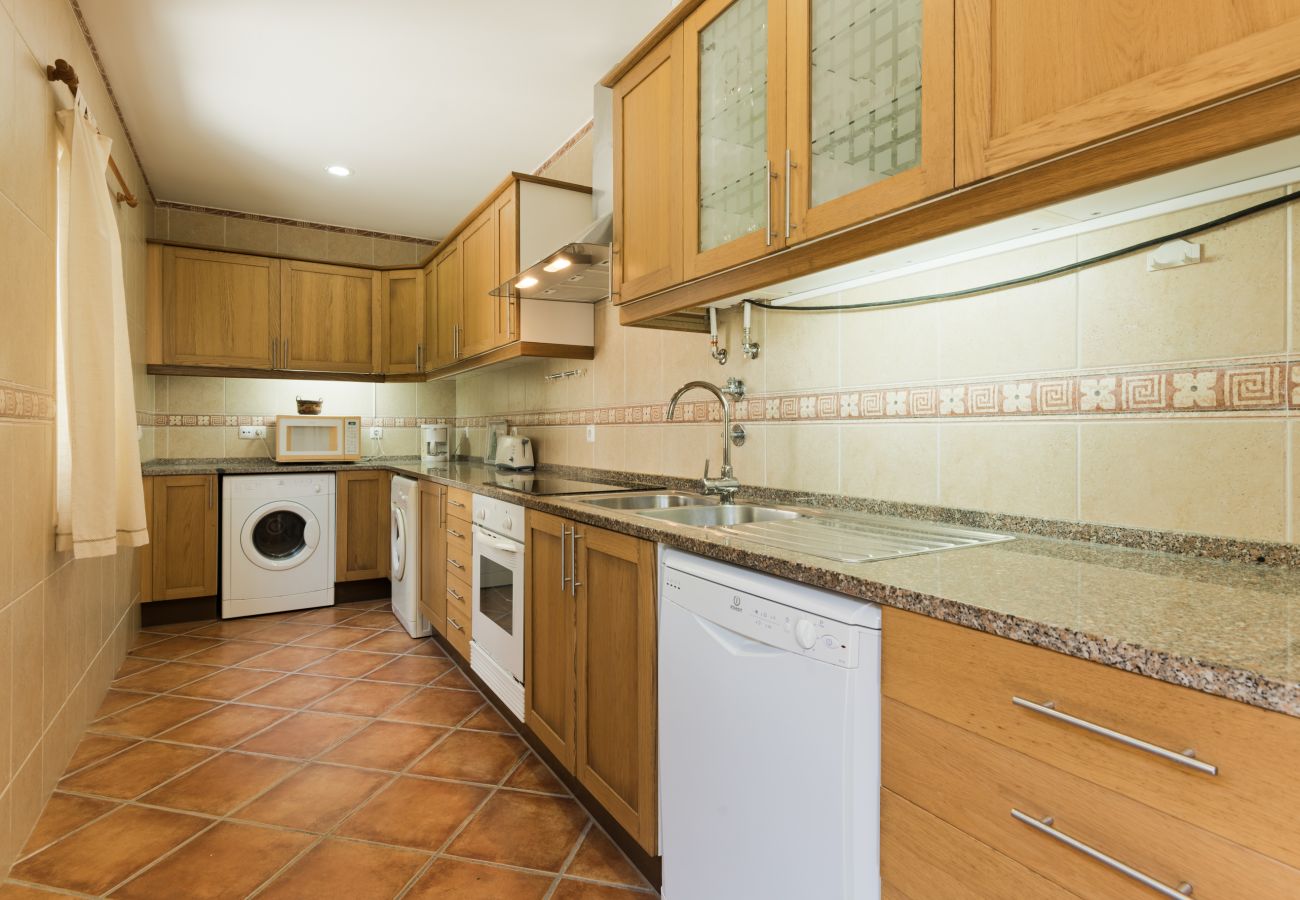 Villa à Lagoa de Albufeira - Lagoa Beach & Pool Villa (C120) Villa à Lagoa de Albufeira - Lagoa Beach & Pool Villa (C120)