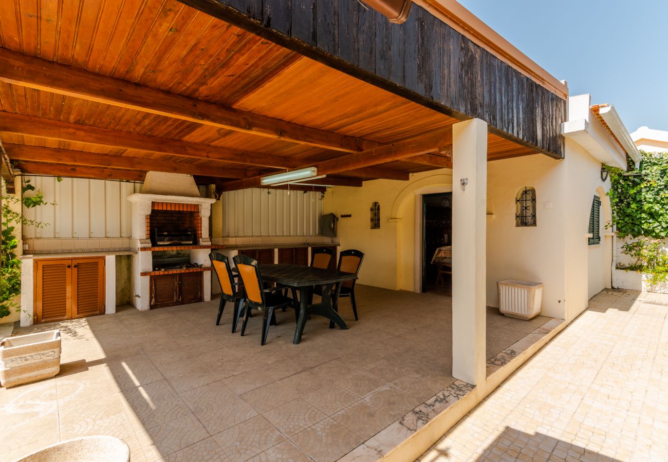 Villa à Lagoa de Albufeira - Lagoa Beach & Pool Villa (C120) Villa à Lagoa de Albufeira - Lagoa Beach & Pool Villa (C120)
