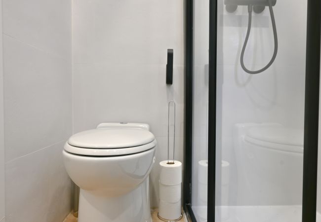 Appartement à Madrid - M (VIL45) Amplia Casa de 3 Dormitorios: Vive la Na Appartement à Madrid - M (VIL45) Amplia Casa de 3 Dormitorios: Vive la Na