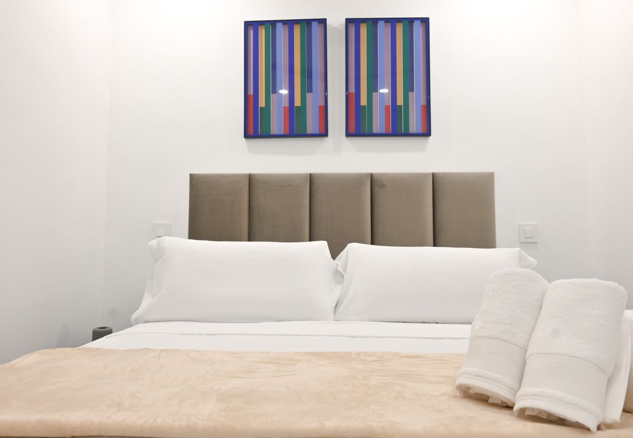 Appartement à Madrid - M (VIL45) Amplia Casa de 3 Dormitorios: Vive la Na Appartement à Madrid - M (VIL45) Amplia Casa de 3 Dormitorios: Vive la Na