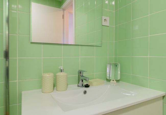 Chambres d'hôtes à Madrid - M (SAP35A) Acogedora habitación con cama doble Chambres d'hôtes à Madrid - M (SAP35A) Acogedora habitación con cama doble