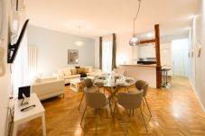 Appartement à Madrid - M (PSM9) Elegante vivienda de 3 habitaciones en e