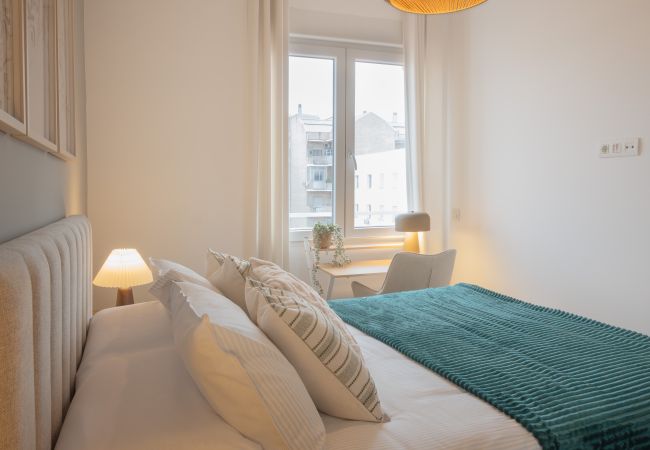 Appartement à Madrid - M (IBI385) Elegancia Urbana en el Corazón de Reti Appartement à Madrid - M (IBI385) Elegancia Urbana en el Corazón de Reti