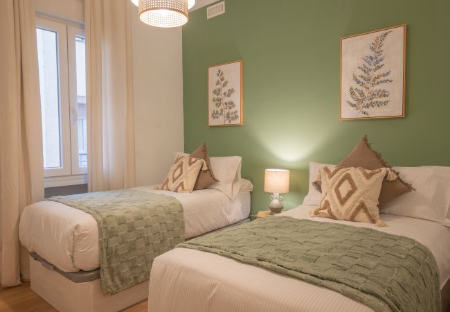 Appartement à Madrid - M (IBI385) Elegancia Urbana en el Corazón de Reti Appartement à Madrid - M (IBI385) Elegancia Urbana en el Corazón de Reti