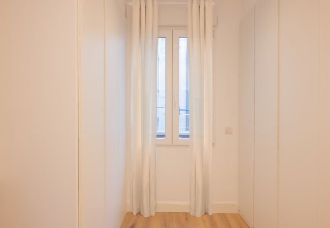 Appartement à Madrid - M (IBI385) Elegancia Urbana en el Corazón de Reti Appartement à Madrid - M (IBI385) Elegancia Urbana en el Corazón de Reti