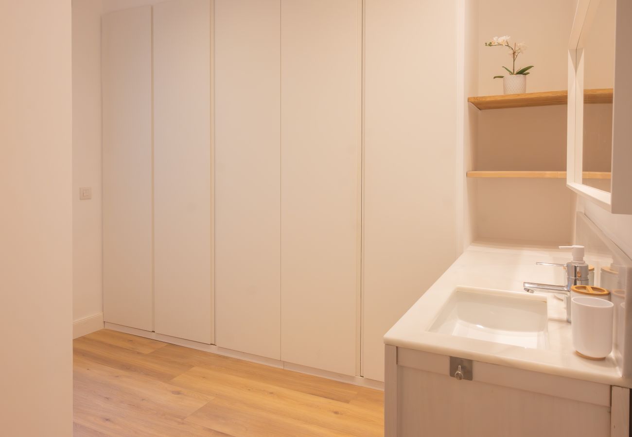 Appartement à Madrid - M (IBI385) Elegancia Urbana en el Corazón de Reti Appartement à Madrid - M (IBI385) Elegancia Urbana en el Corazón de Reti